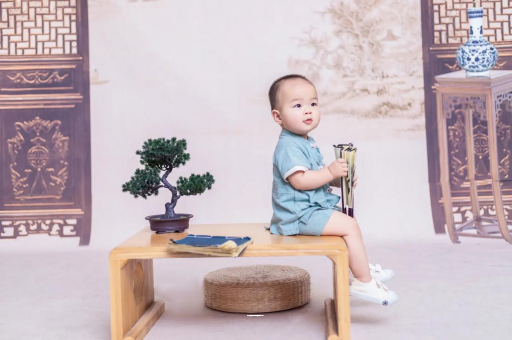 金湖孕妇肚子上的黑线